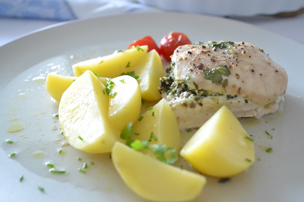 Feta and spinach filled&nbsp;chicken